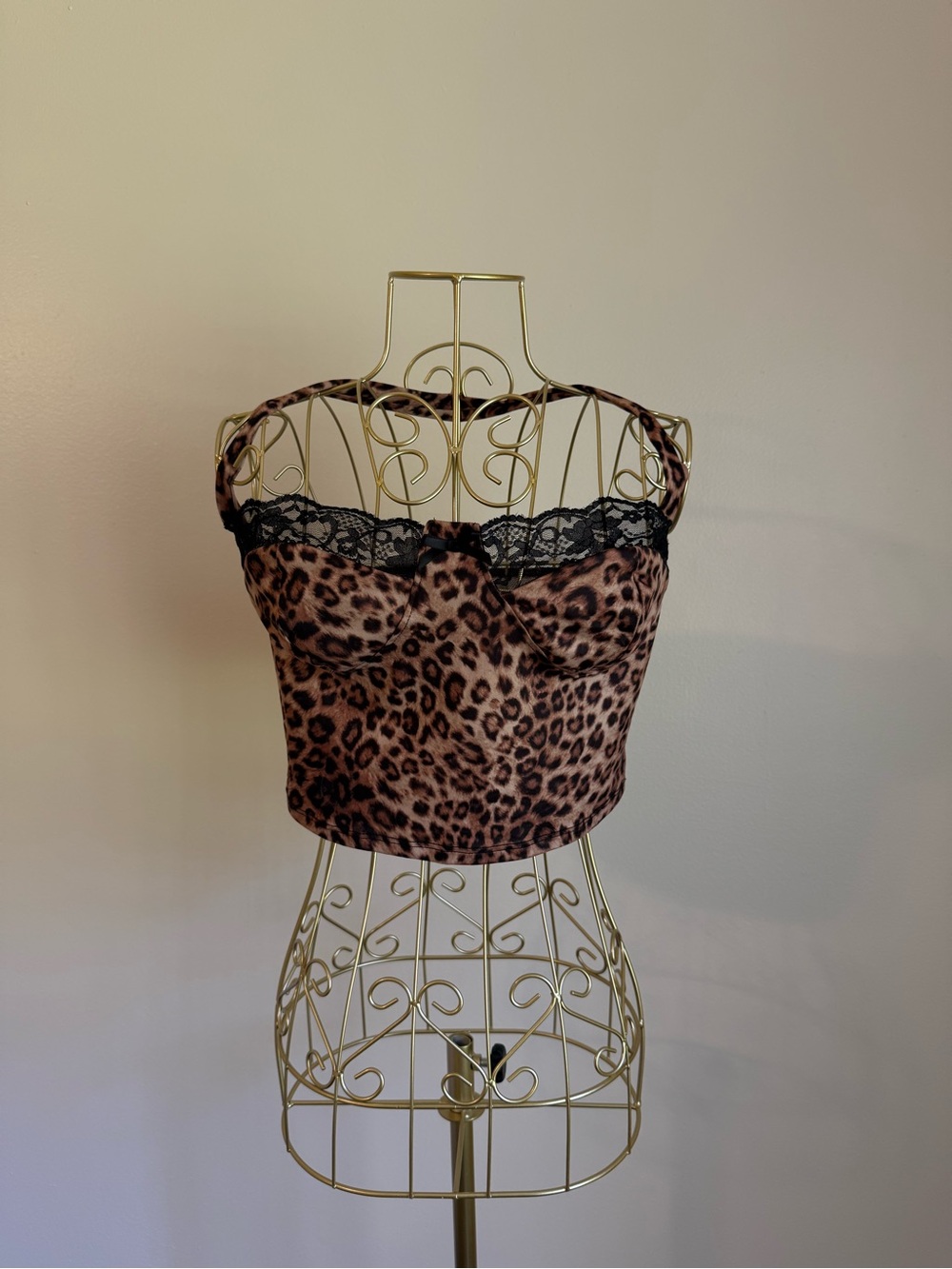 Fashion Nova Leopard Lace halter Top